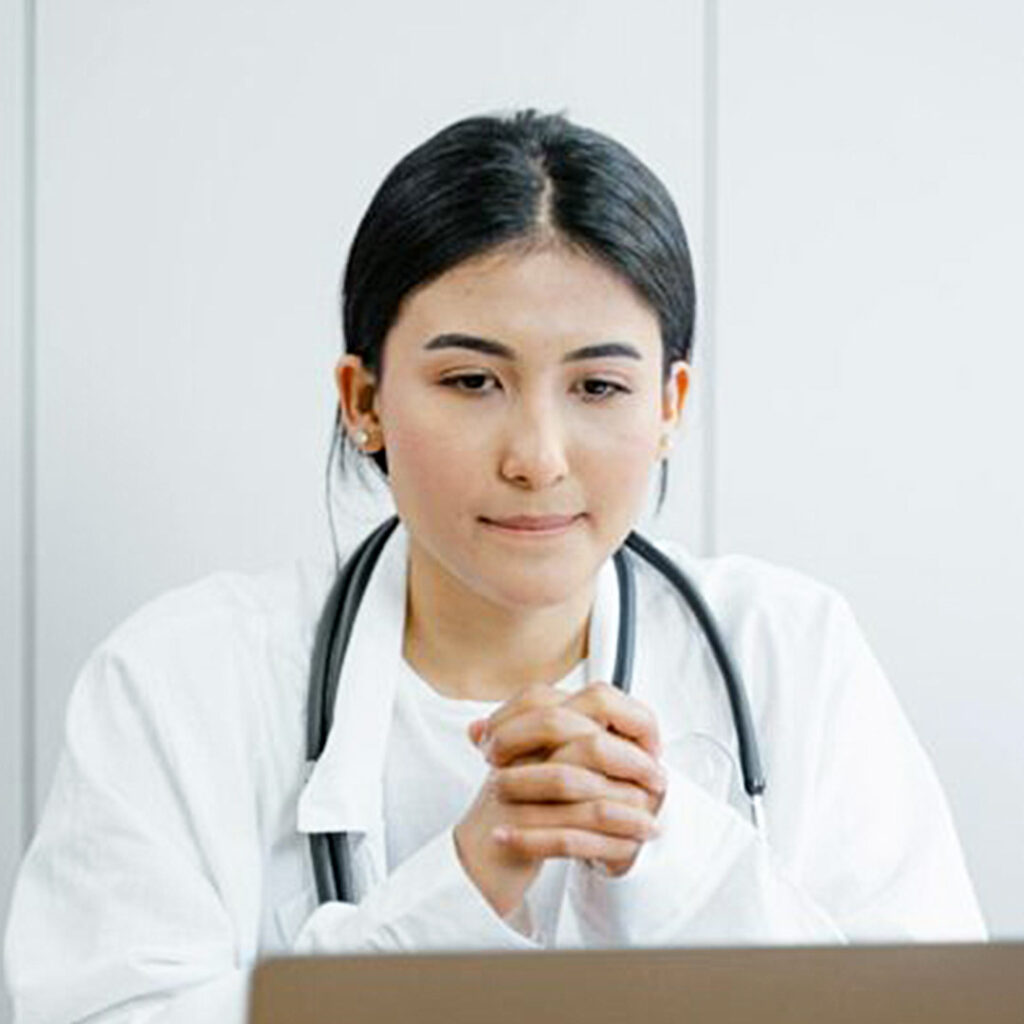 seo for doctors consulting patient in clinic UK